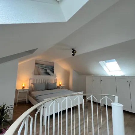 Apartamento Wunderschoene Mit Balkon In Plauen