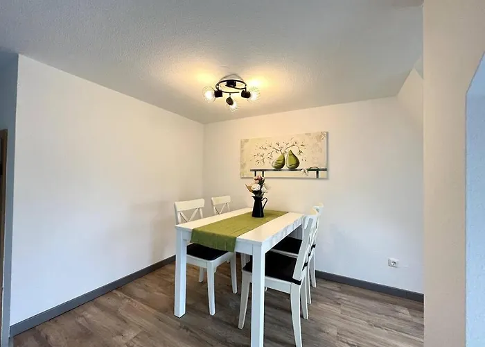 Apartment Wunderschoene Mit Balkon In *